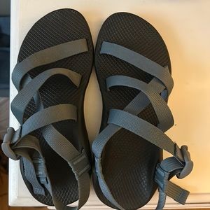 women’s chacos size 9